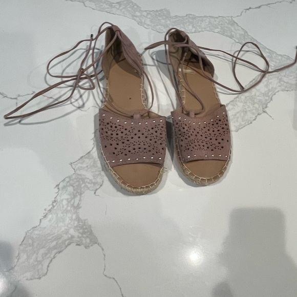 Blowfish Shoes - Blowfish Pink Espadrille Sandals with Cutout Design women’s 8.5